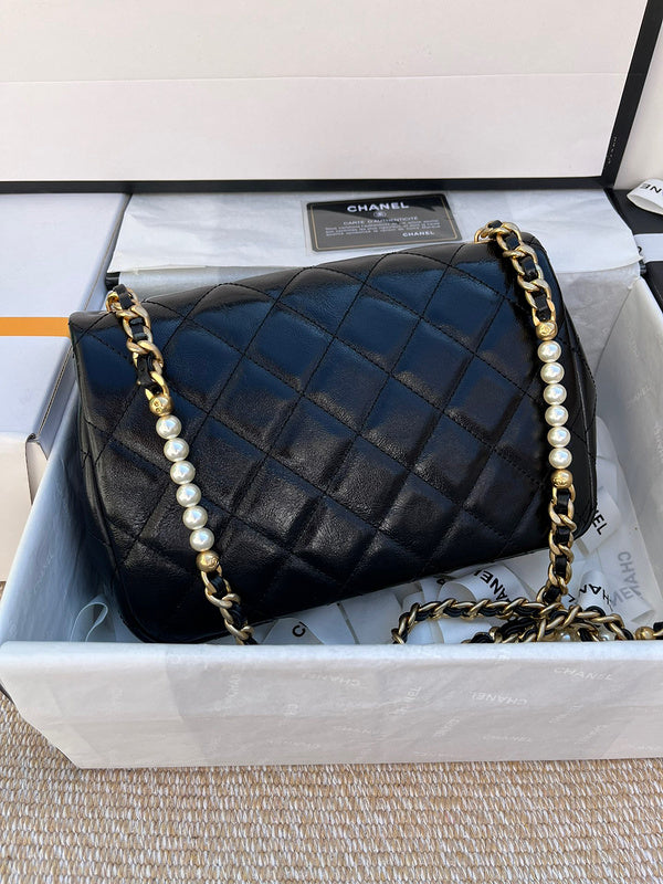 Anum Bags Detail