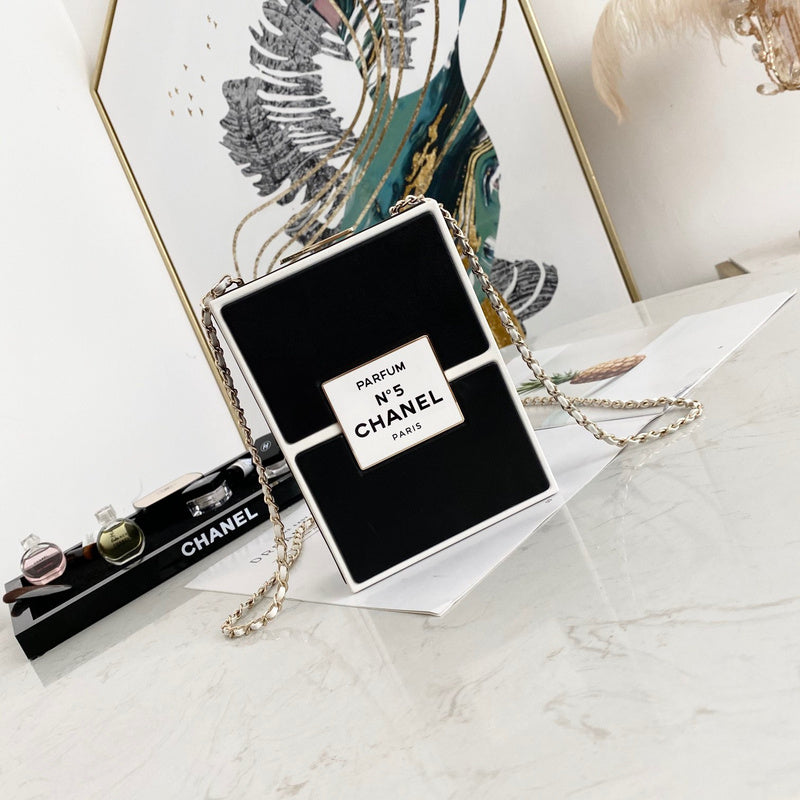 Anum Bags Detail
