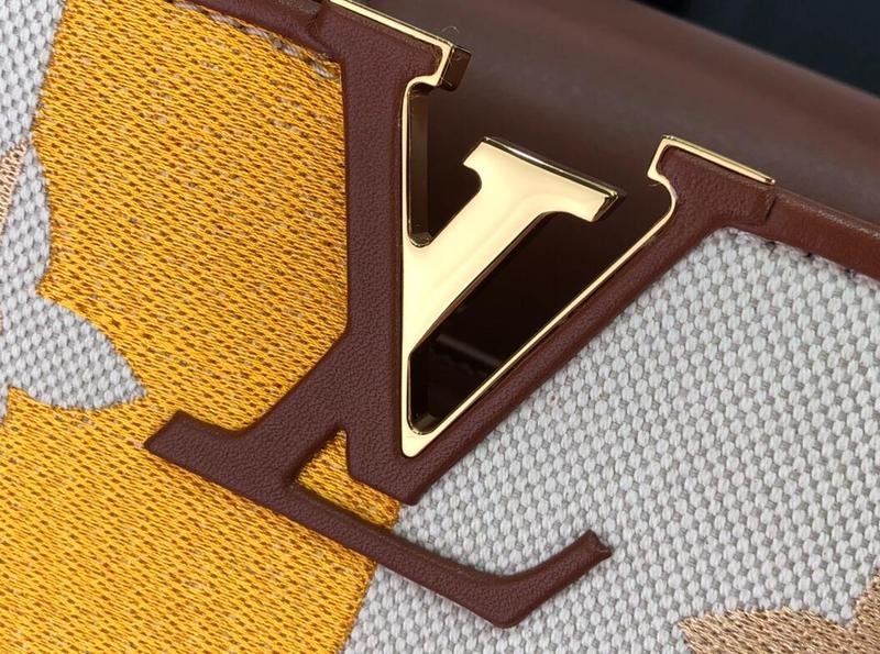 Anum Bags Detail