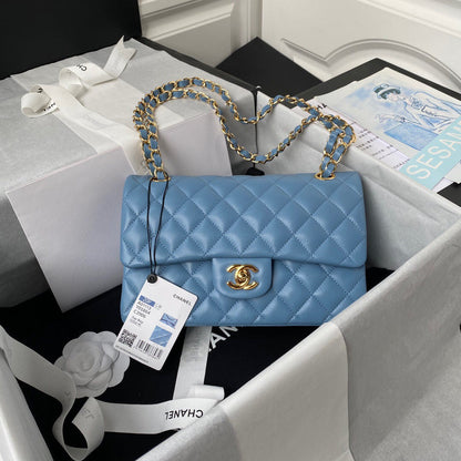 Anum Bags Detail