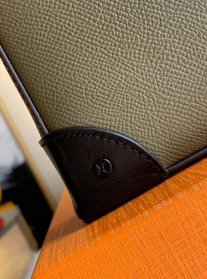 Anum Bags Detail