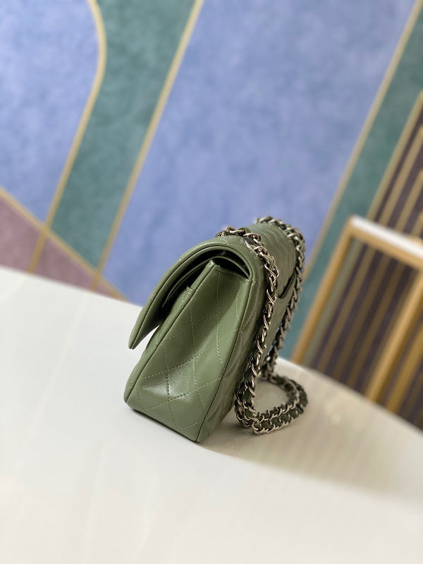 Anum Bags Detail