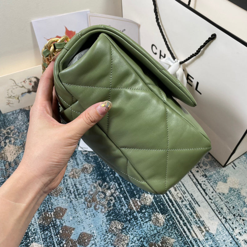 Anum Bags Detail