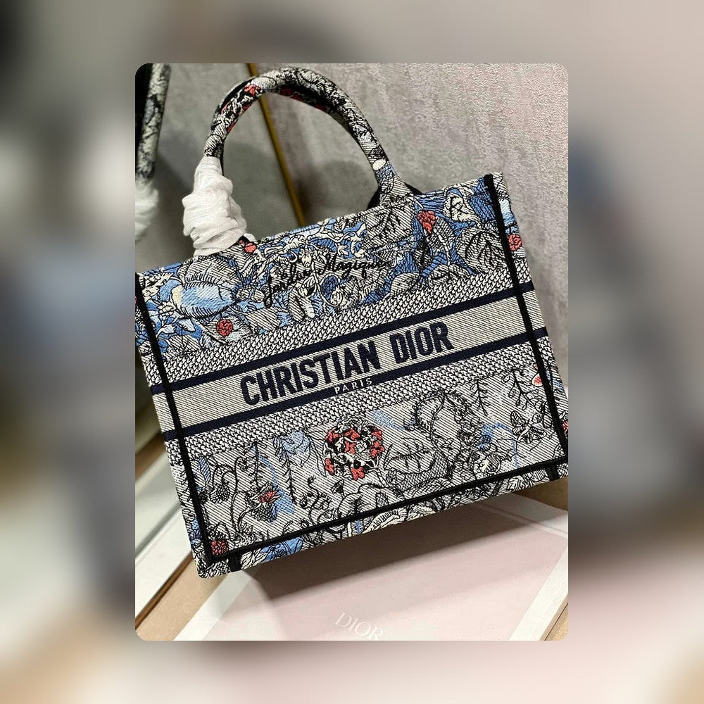Anum Bags Detail