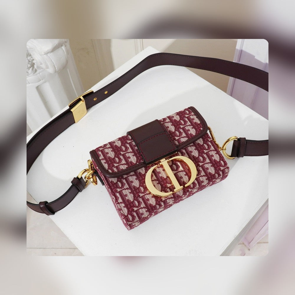 Anum Bags Detail