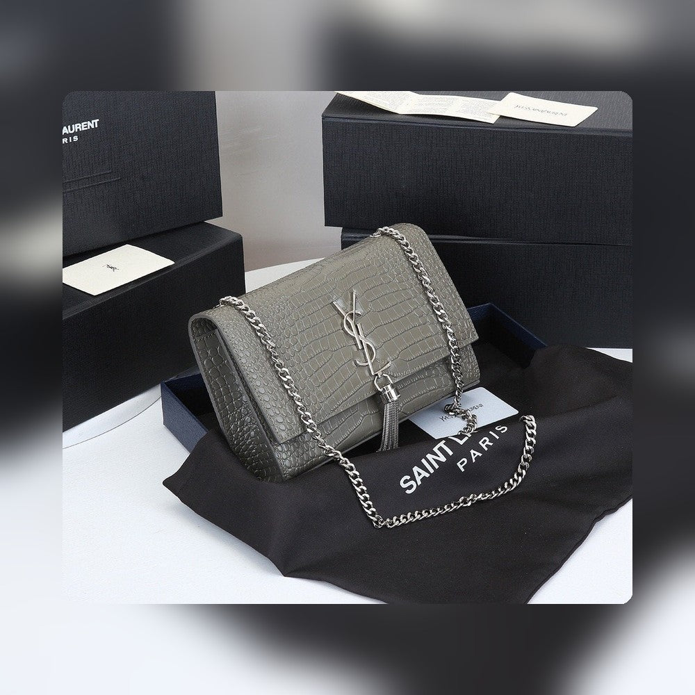 Anum Bags Detail