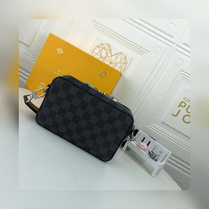 Anum Bags Detail
