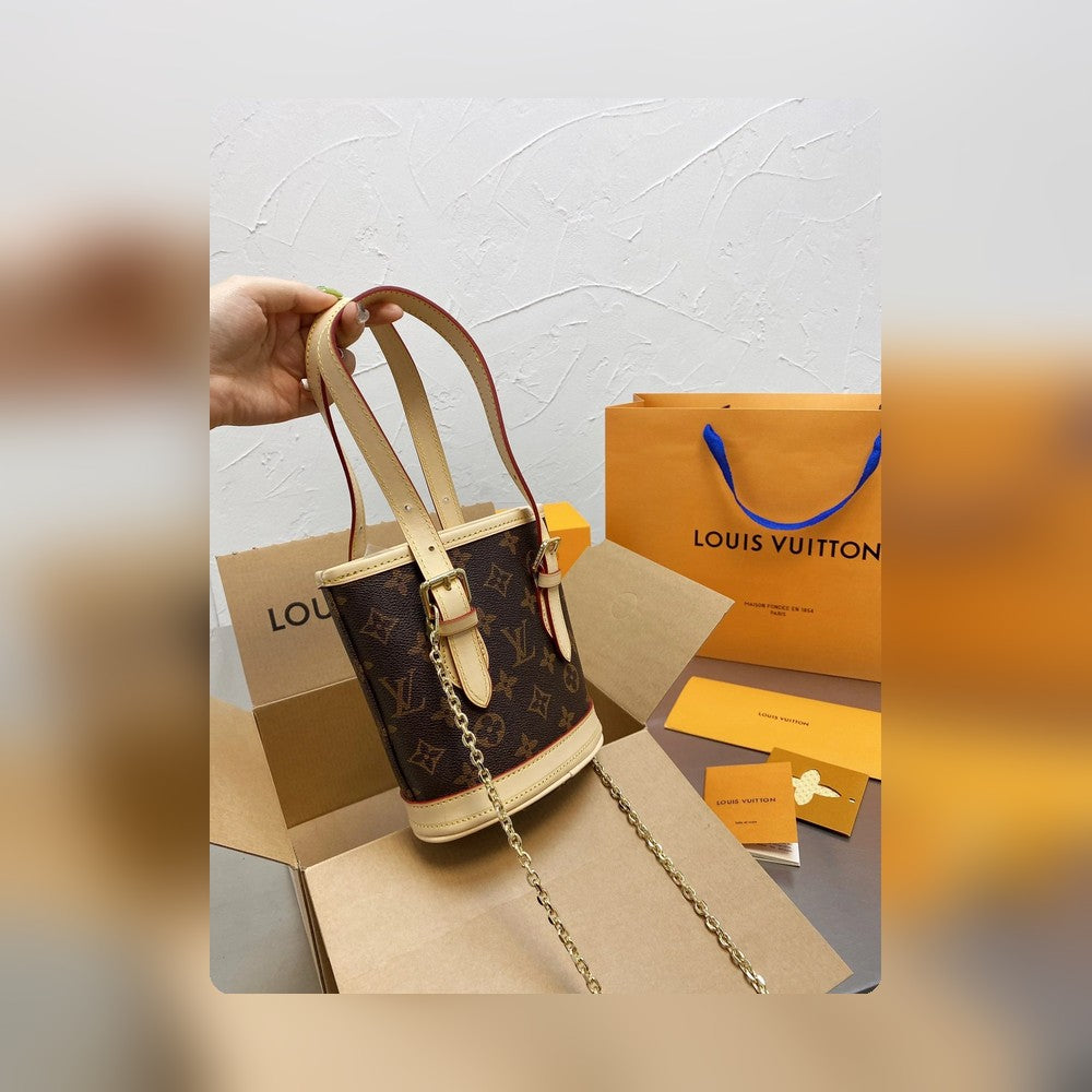 Anum Bags Detail