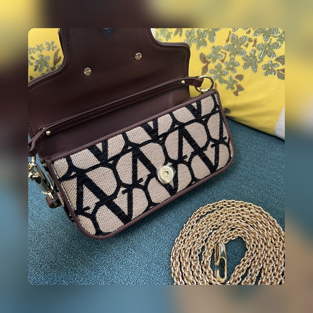 Anum Bags - High-Quality Designer Products for You - AFFORDABLE LUXURY BAGS - 14650