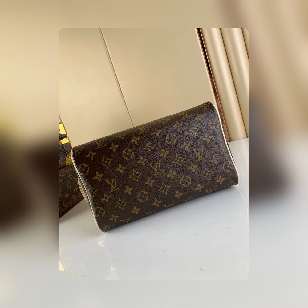Anum Bags ln Luxury Bag --56342
