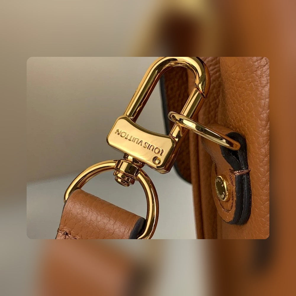 Anum Bags ln Luxury Bag --56833