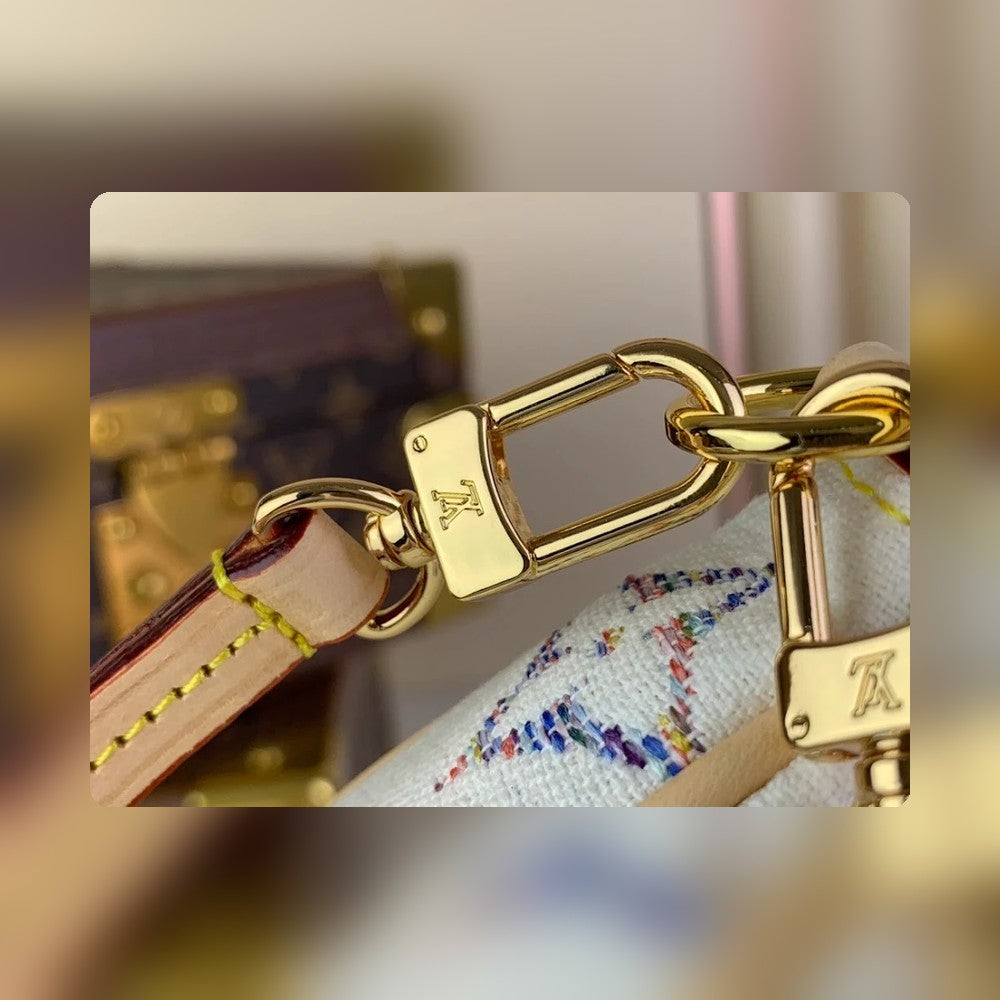 Anum Bags ln Luxury Bag --56222