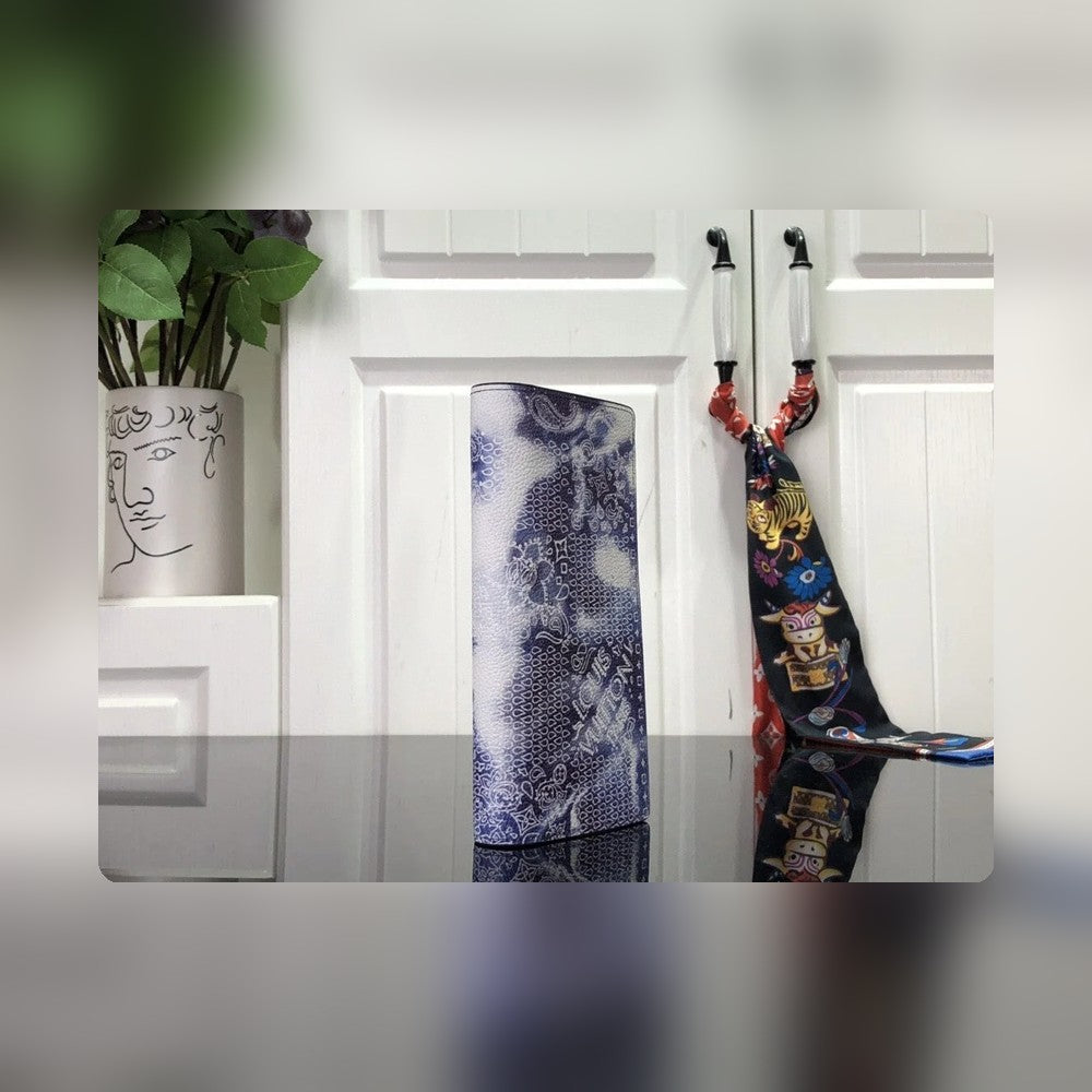 Anum Bags Wallets - High-Quality Designer Products for You - AFFORDABLE LUXURY - 4411