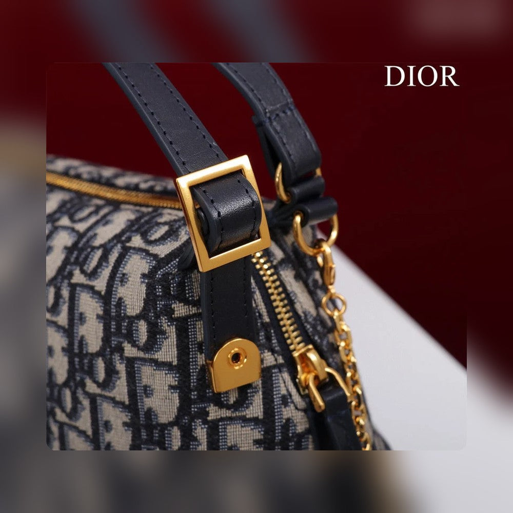 Anum Bags Detail