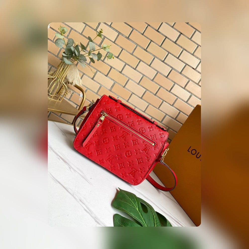 Anum Bags Detail