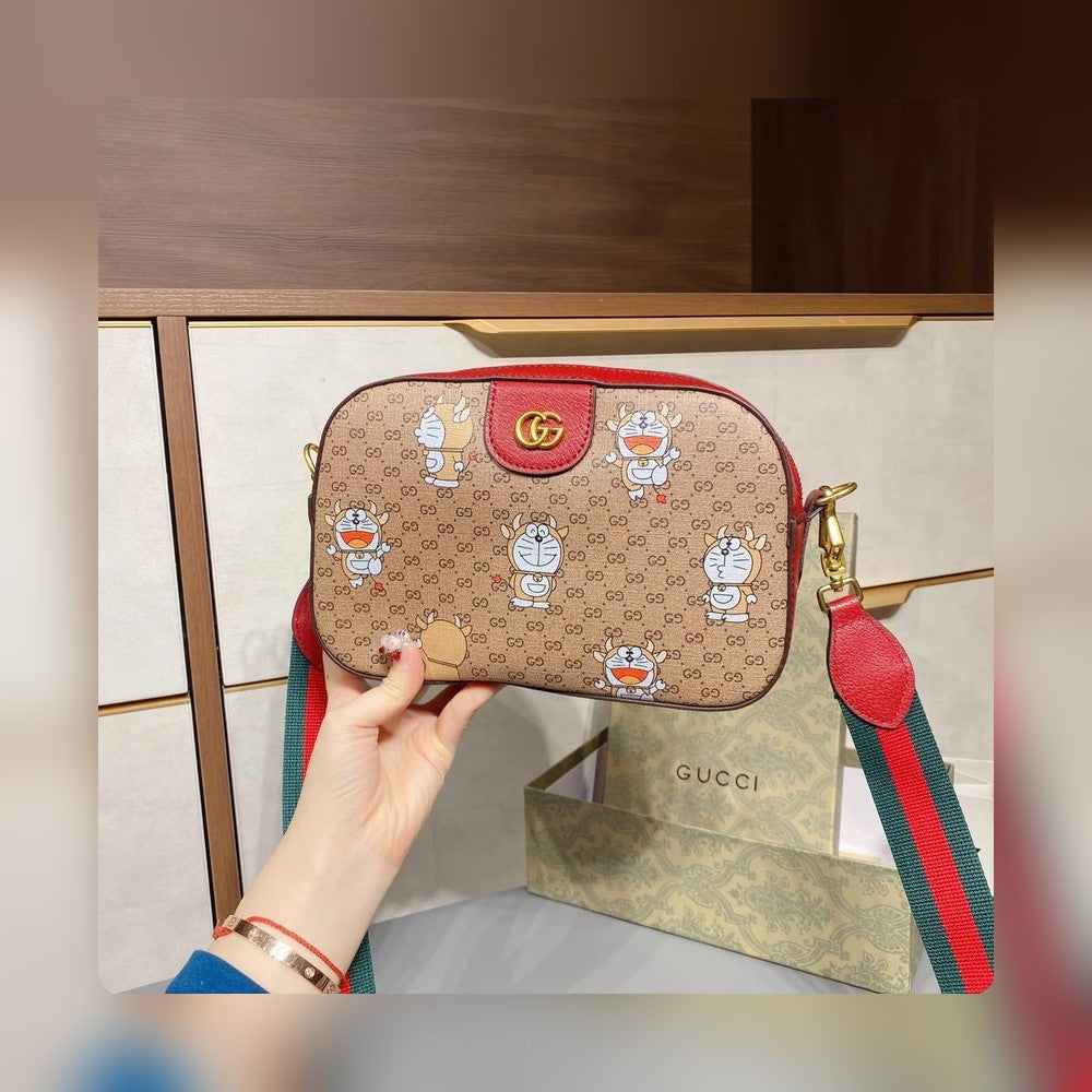 Anum Bags Detail