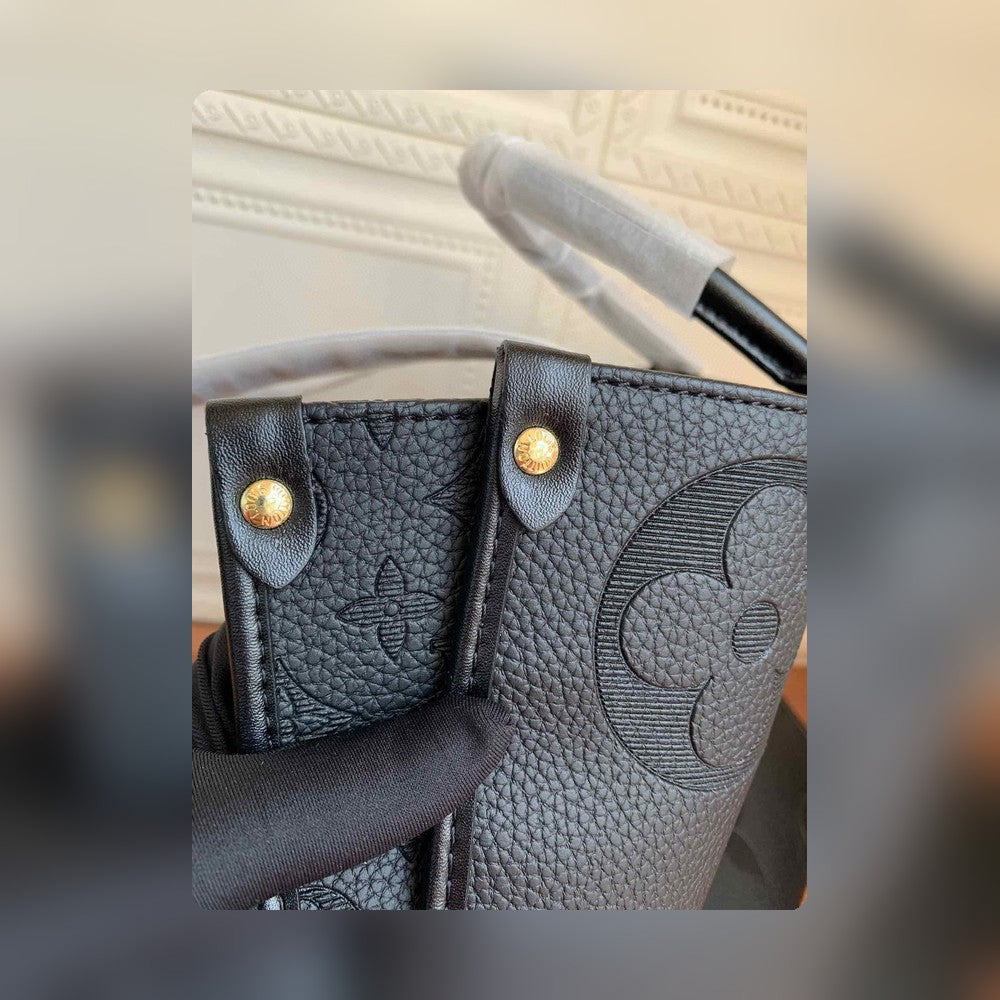 Anum Bags Detail