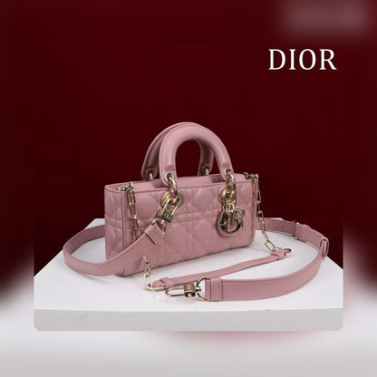 Anum Bags - High-Quality Designer Products for You - AFFORDABLE LUXURY BAGS - 18922