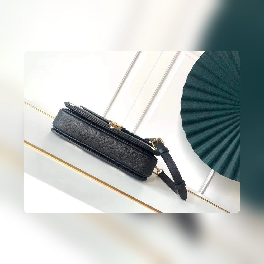 Anum Bags ln Luxury Bag --58073