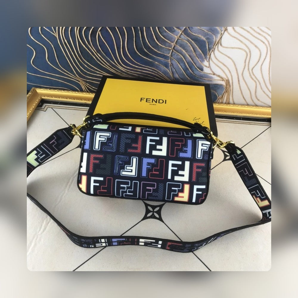 Anum Bags Detail