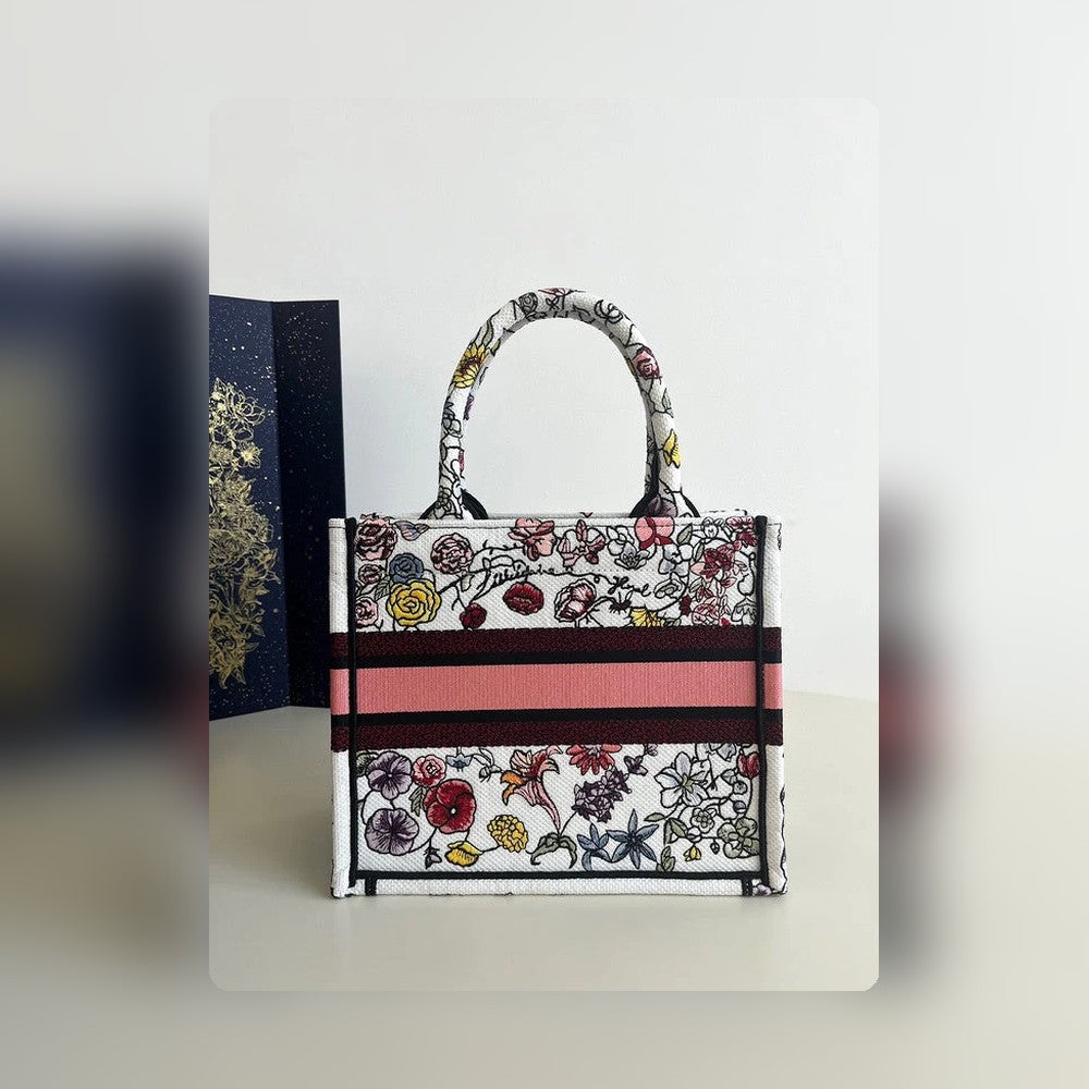 Anum Bags Detail