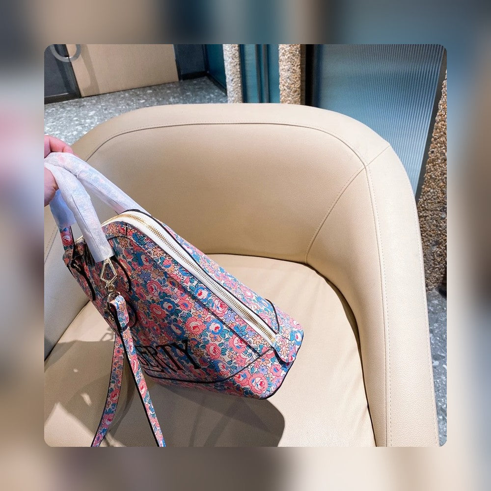 Anum Bags Detail