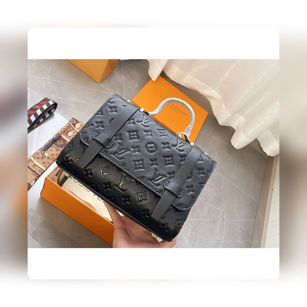 Anum Bags Detail