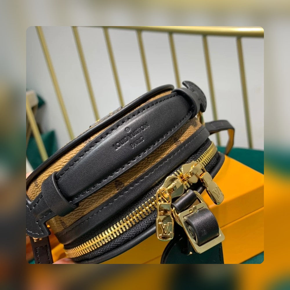 Anum Bags Detail