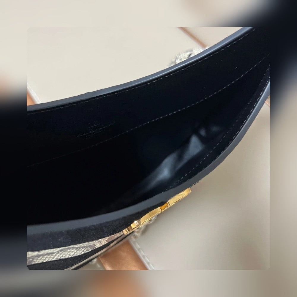 Anum Bags - High-Quality Designer Products for You - AFFORDABLE LUXURY BAGS - 14702