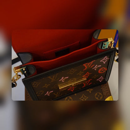 Anum Bags ln Luxury Bag --56612