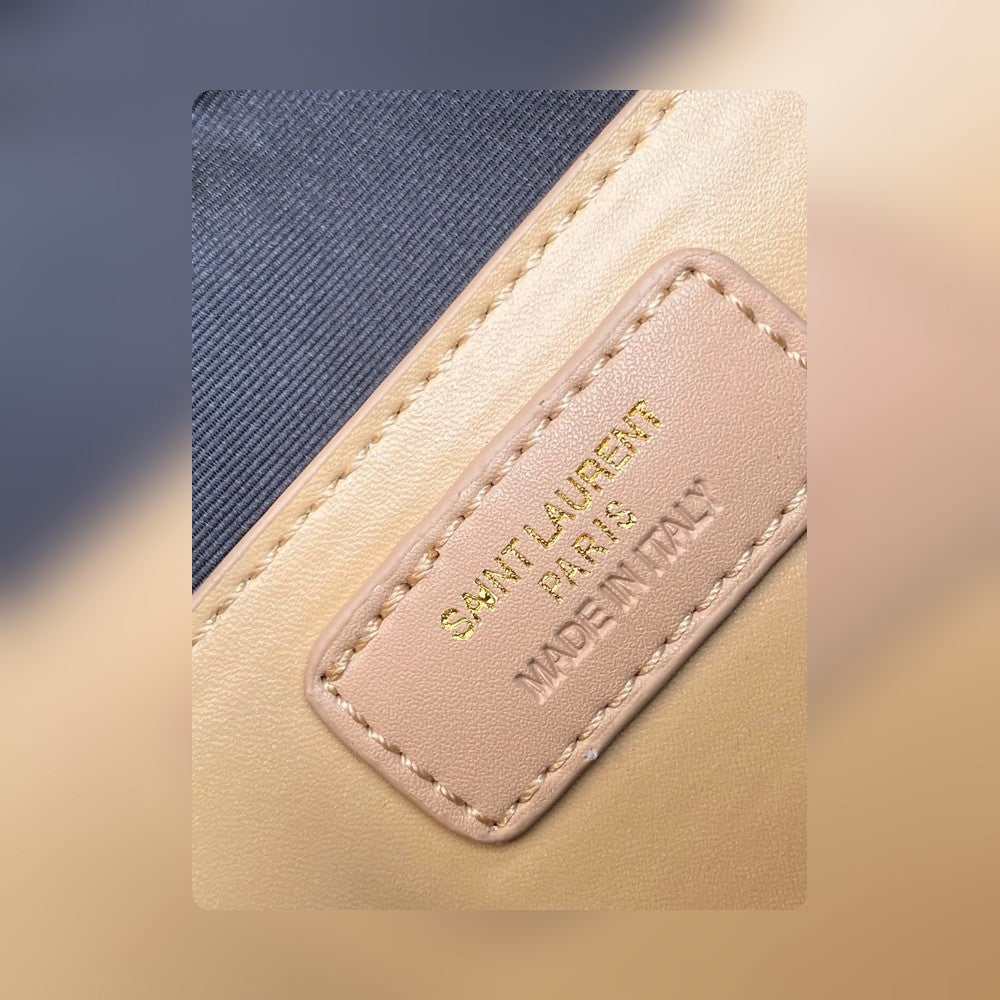 Anum Bags Detail