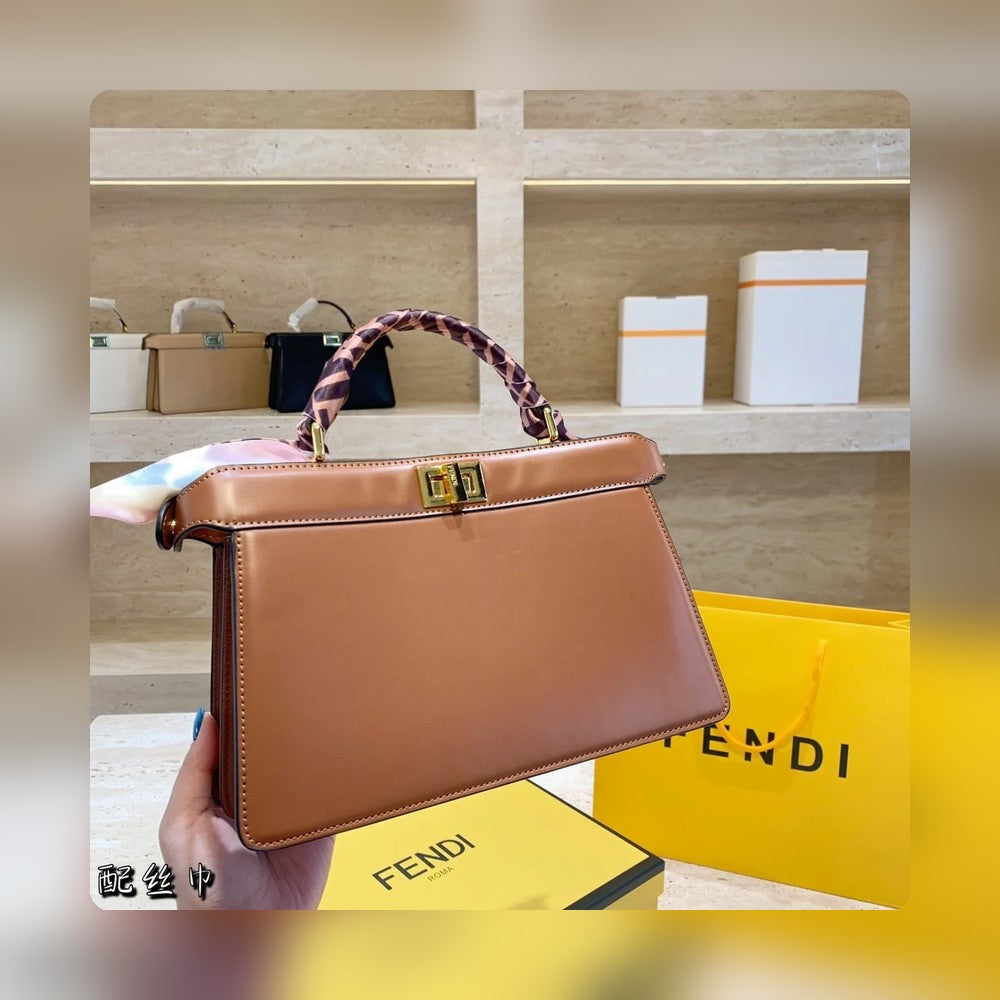 Anum Bags Detail