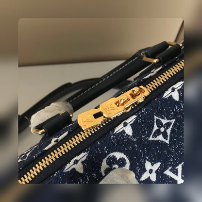 Anum Bags ln Luxury Bag --56086