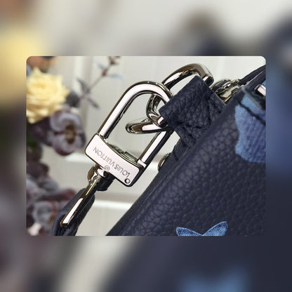 Anum Bags Detail