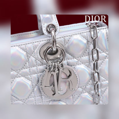 Anum Bags Detail