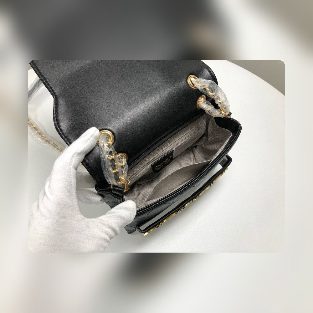 Anum Bags Detail