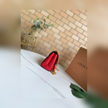 Anum Bags Detail
