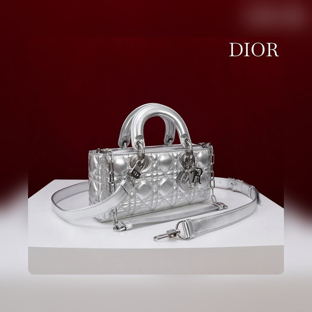 Anum Bags - High-Quality Designer Products for You - AFFORDABLE LUXURY BAGS - 18926