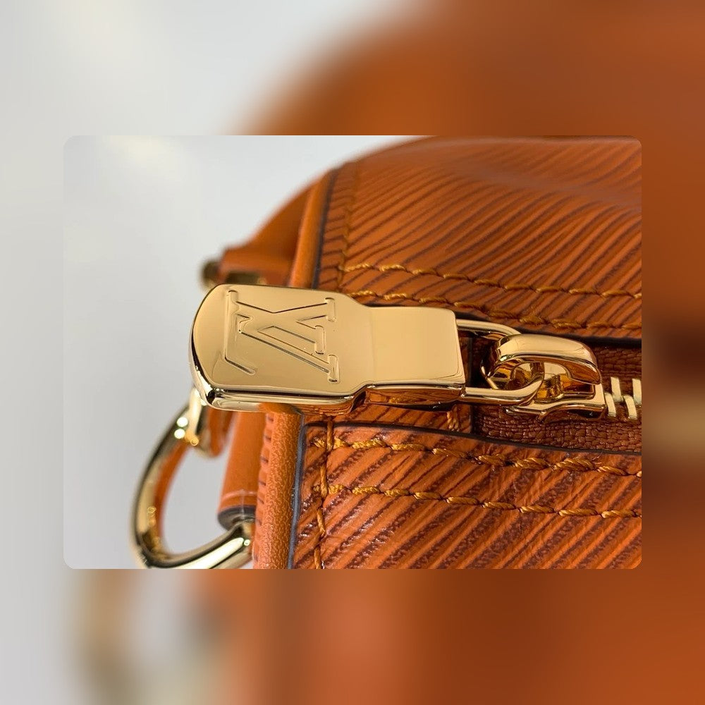 Anum Bags ln Luxury Bag --56838