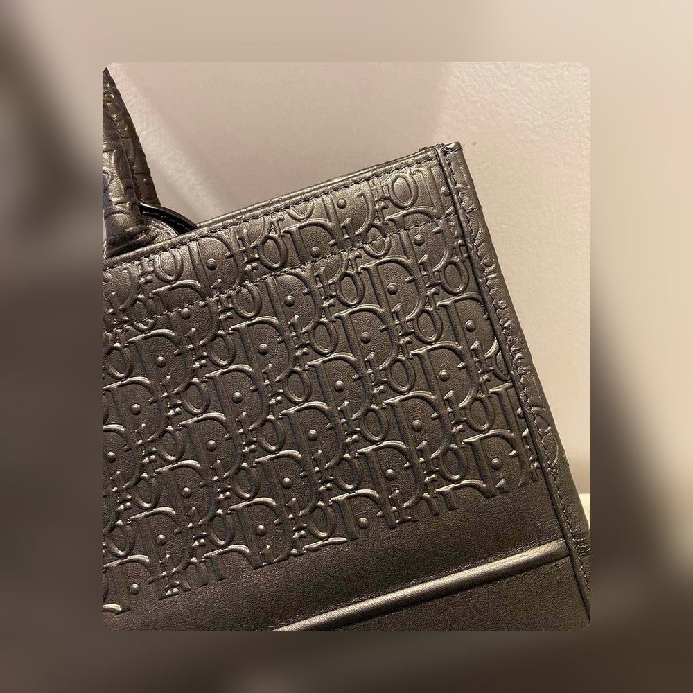 Anum Bags Detail