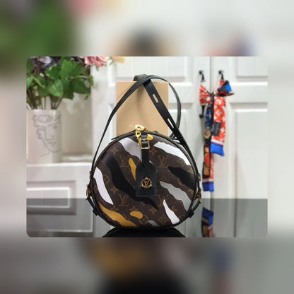 Anum Bags - DESIGNER BAGS FOR WOMEN - AFFORDABLE LUXURY BAGS - 4236