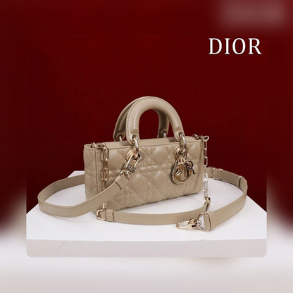 Anum Bags - Best High-End Brands in One Place - AFFORDABLE LUXURY BAGS - 19044