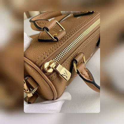 Anum Bags ln Luxury Bag --56497