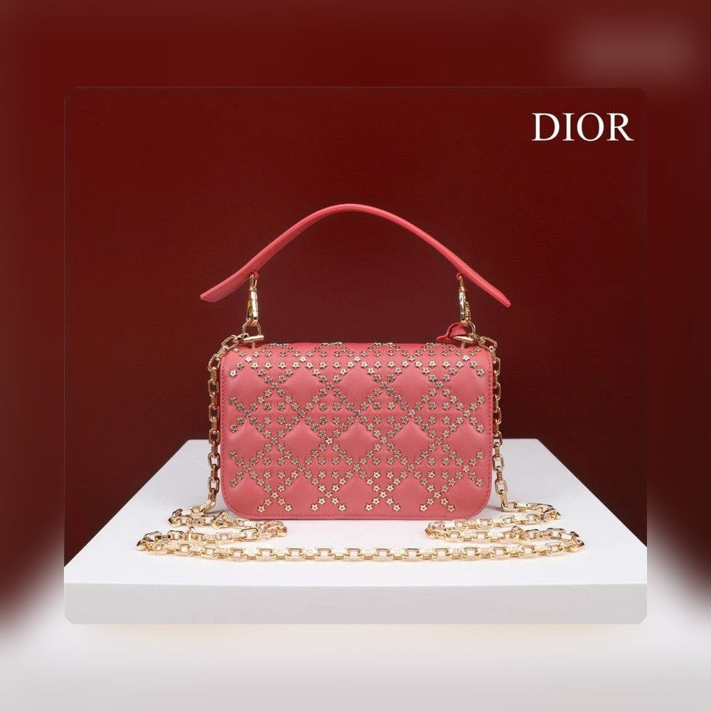 Anum Bags Detail