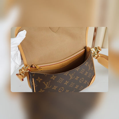 Anum Bags - Premium Luxury Goods and Accessories - AFFORDABLE LUXURY BAGS - 16489