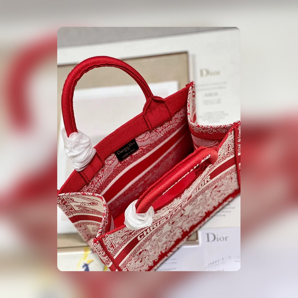 Anum Bags Detail