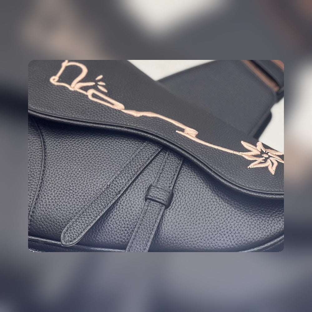 Anum Bags Detail
