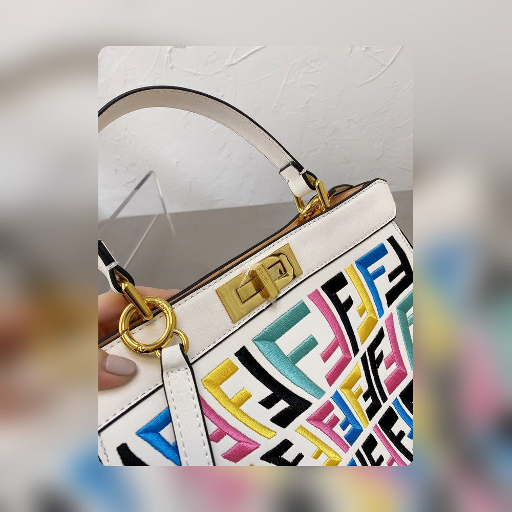 Anum Bags Detail