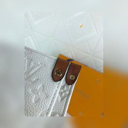 Anum Bags Detail