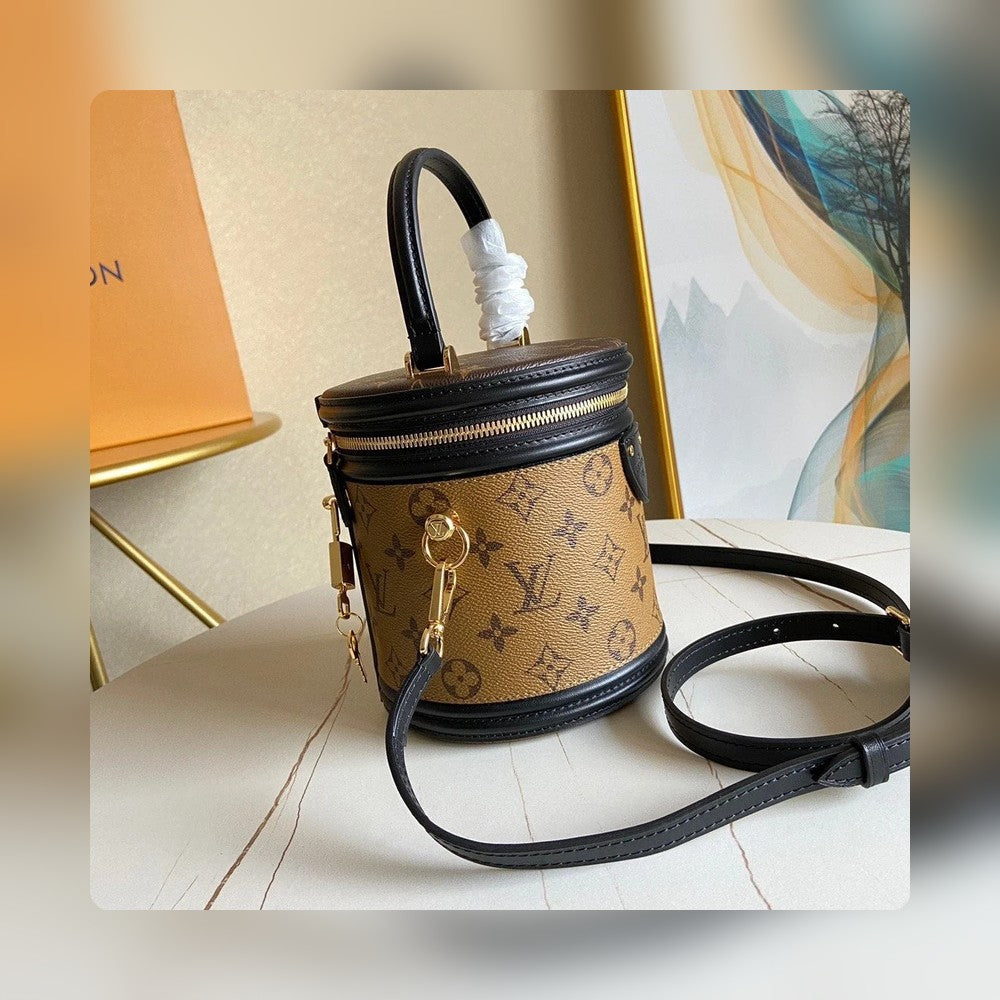 Anum Bags Detail